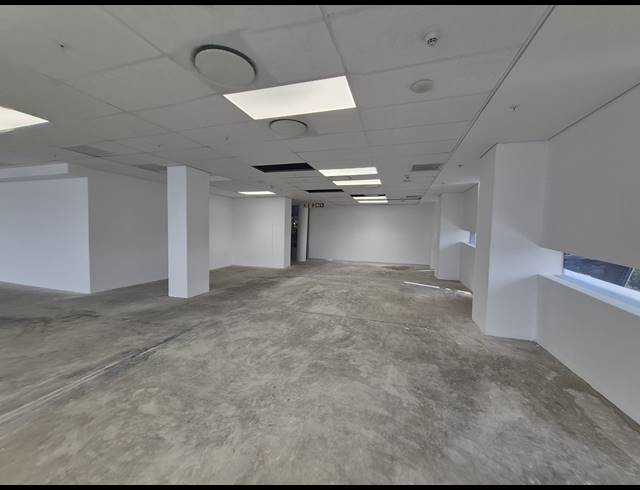 799M² OFFICE TO LET IN SANDTON CENTRAL